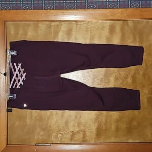 Fabletics Maroon Capri Leggings